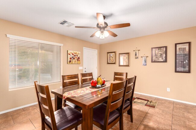 Building Photo - Short Term Vacation Rental in San Tan Vall...