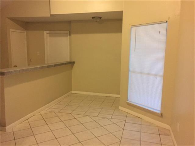 Building Photo - 8219 Sandy Glen Ln