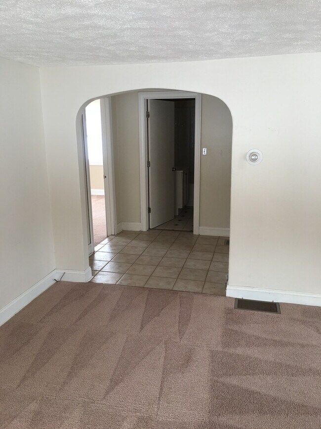 Charming Corner Lot House in Cadillac, Mic... House Rental in