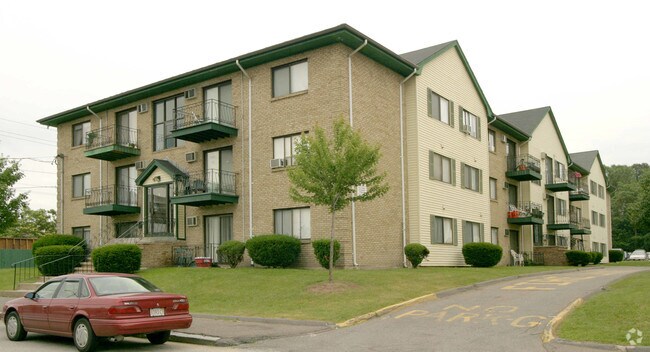 Foto del edificio - Royal Park Garden