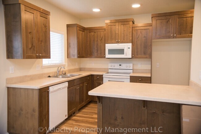 Foto del edificio - Charming Single Level Home in Culver!