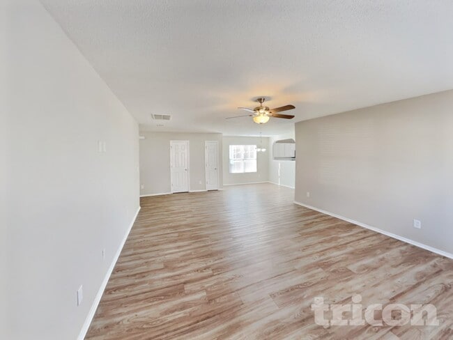 Foto del edificio - 933 Mailwood Dr