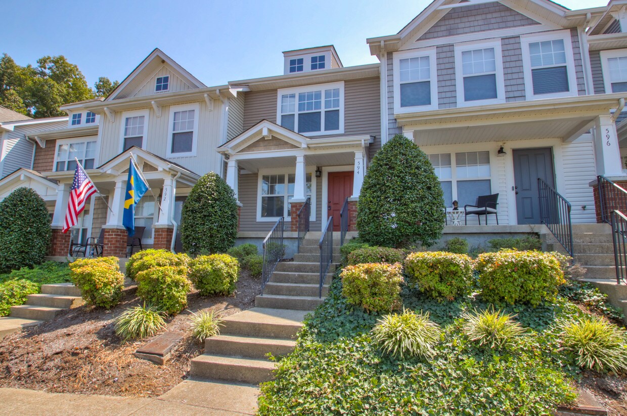 594 Flintlock Ct, Nashville, TN 37217 Townhome Rentals in Nashville