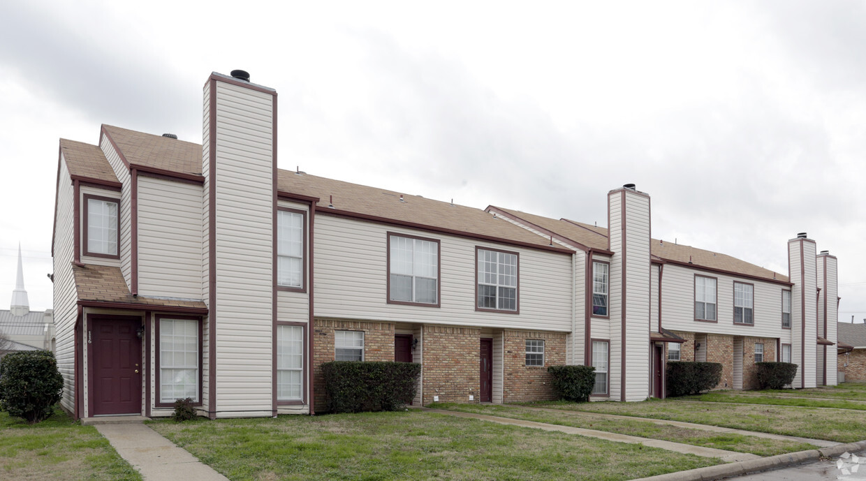 Primary Photo - Meadowview Apartments