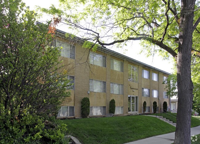 Foto del edificio - Franciscan Apartments