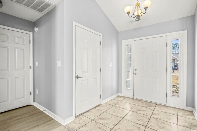 Building Photo - 4001 Manor Wood Dr