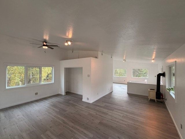 Building Photo - 4500 Willow Cir