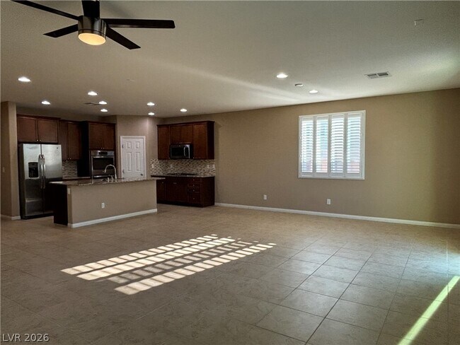 Foto del edificio - 7466 Campbell Ranch Ave