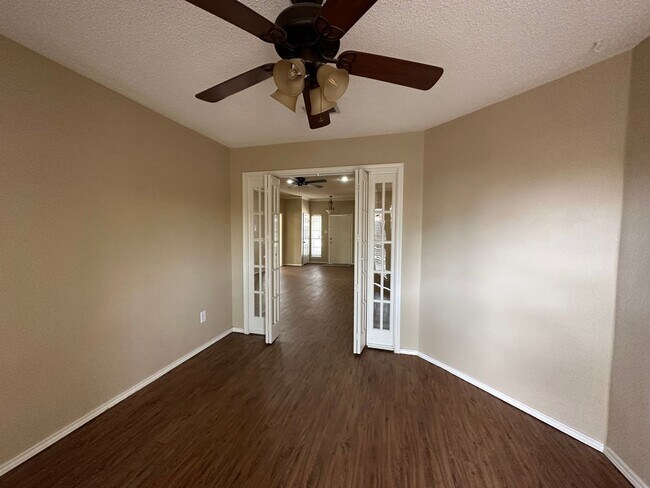 Building Photo - Great House on corner Lot