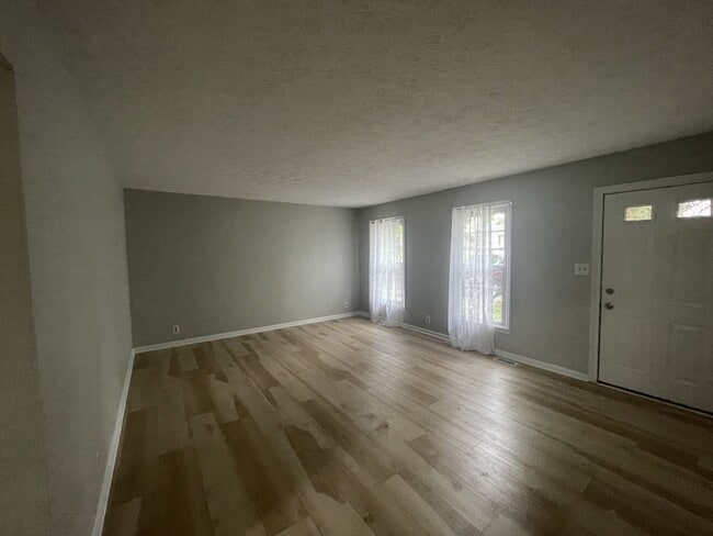 Foto del edificio - 213 Jean St