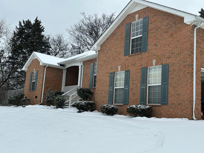 Building Photo - 591 Blair Rd