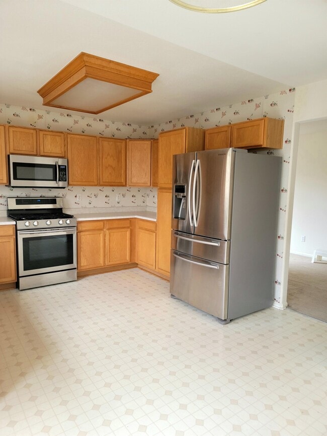 Building Photo - 1405 Mulberry Ln