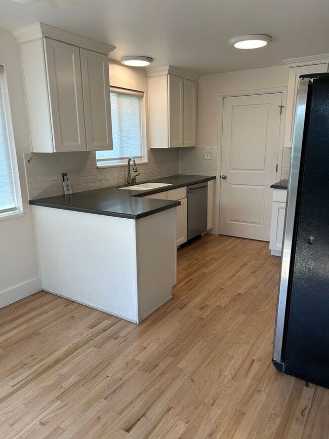 Building Photo - 2 Bedroom 1 Bathroom House American Fork