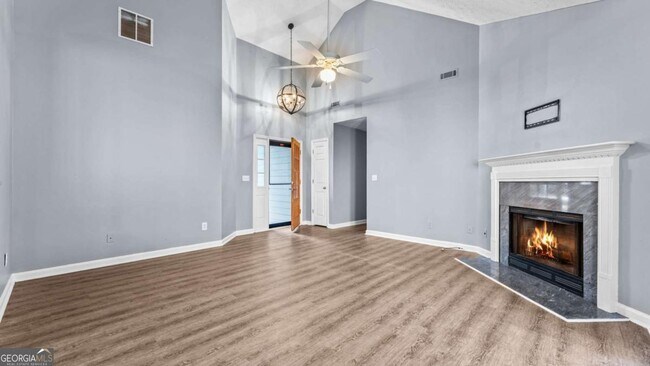 Foto del edificio - 405 Christopher Ln