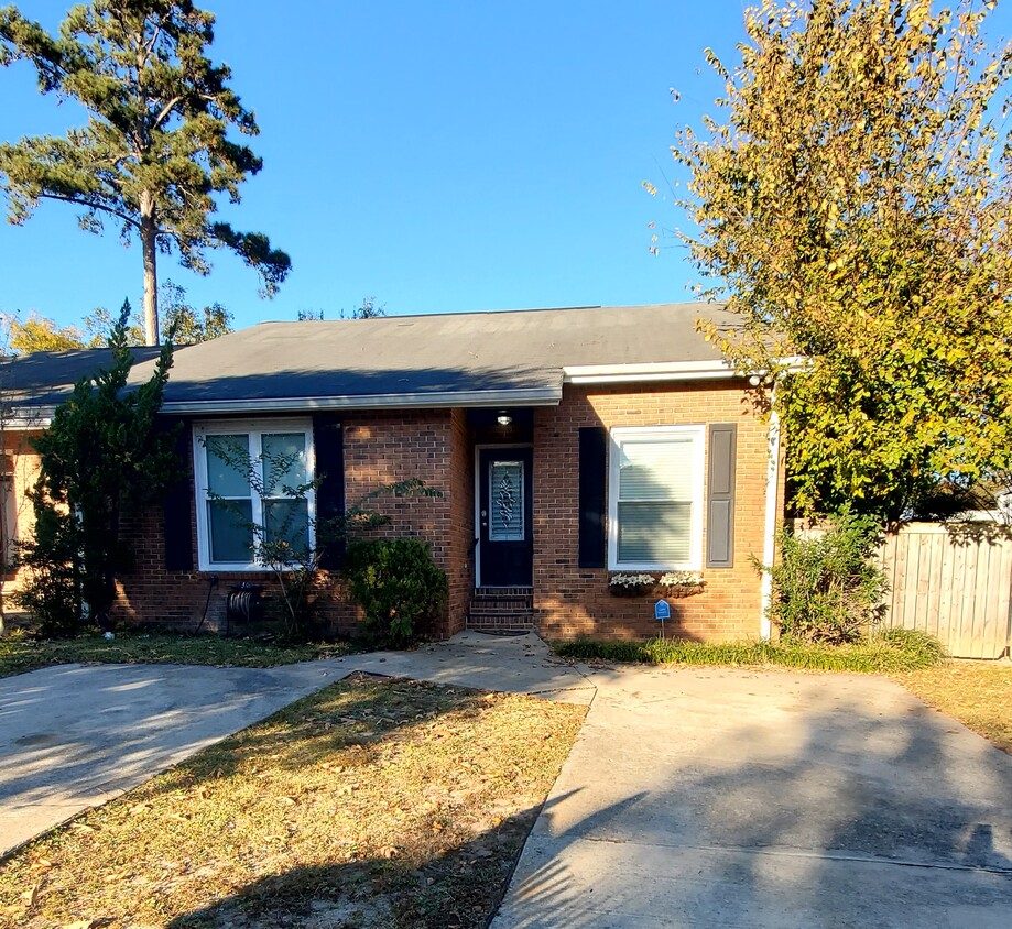 113 Leisure Lake Ct Unit Condo, Warner Robins, GA 31088 Condo for