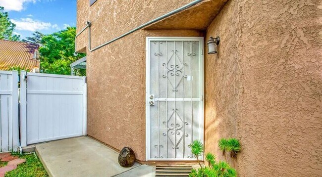 Foto del edificio - 720 Matthisen Cir