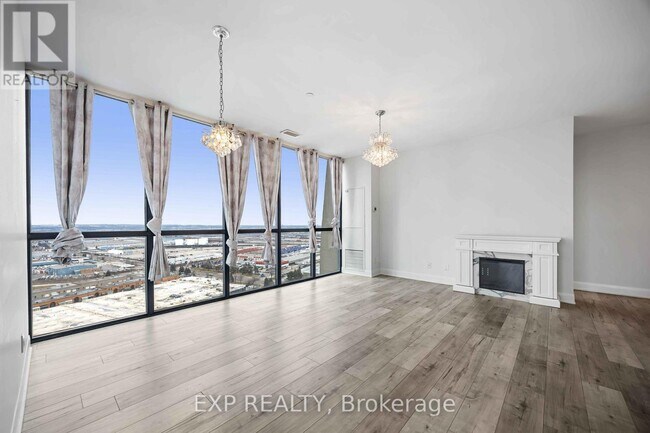 Building Photo - 2900 Hwy 7