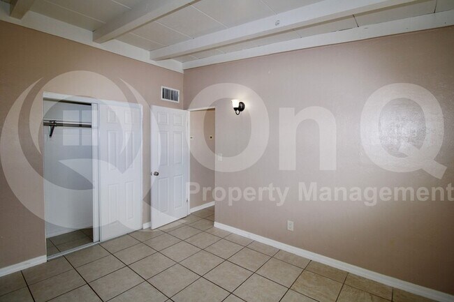 Foto del edificio - 2831 N Castro Ave