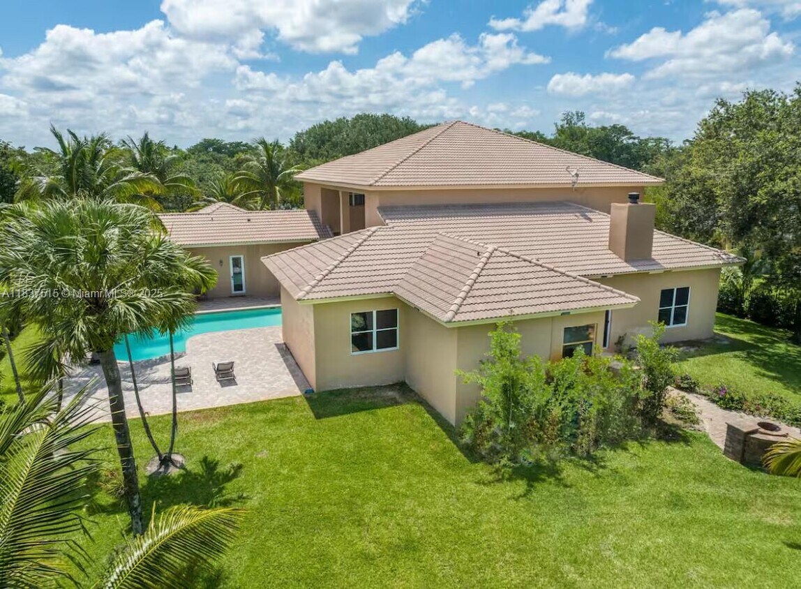 Foto principal - 5960 NW 79th Way
