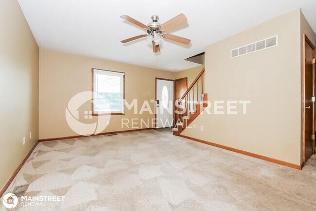 Foto del edificio - 1105 Ridgeway Dr, Raymore, MO 64083