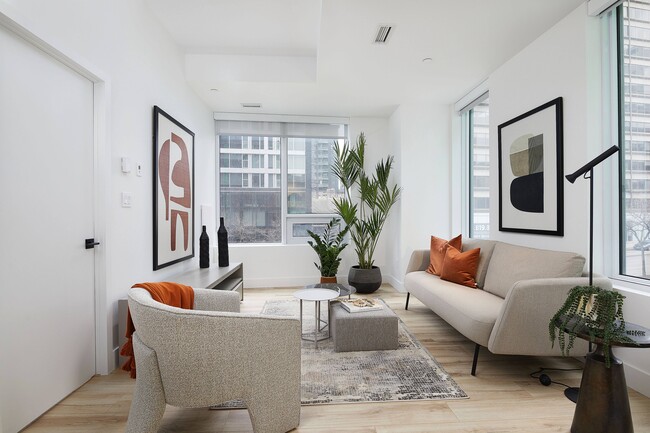 Building Photo - Le Livmore