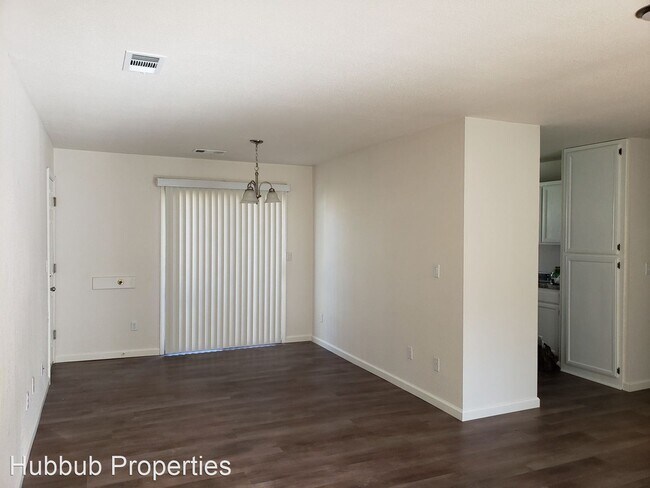 Building Photo - 3 br, 2 bath House - 4654 Chico St.