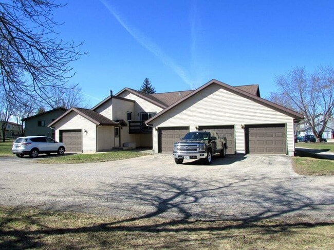 Building Photo - 311 Winn Ct