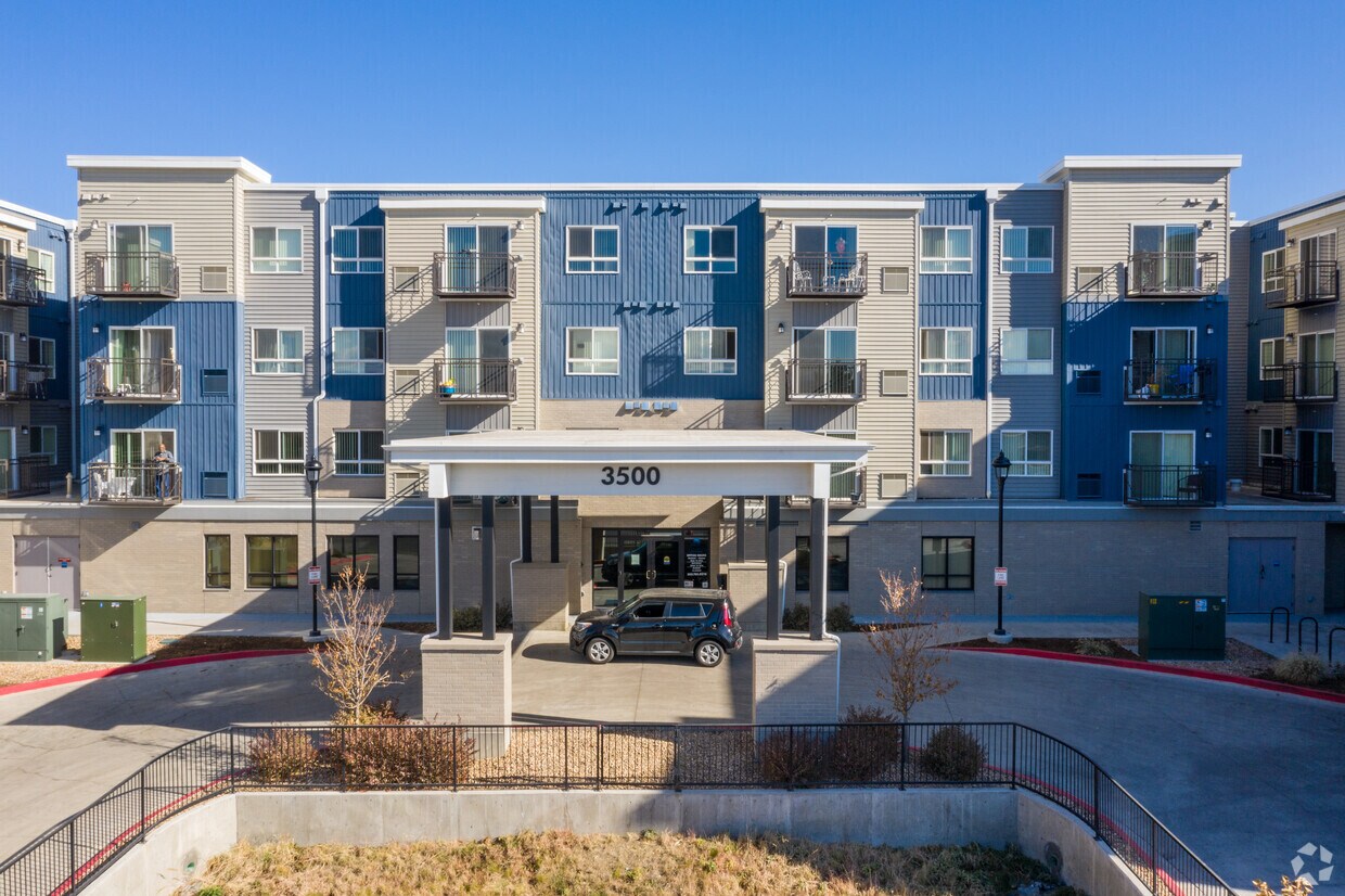 Traditions At Englewood, Active Seniors 55+ Apartments in Englewood