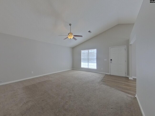 Foto del edificio - 337 White Gables Dr