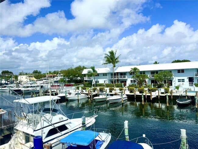 Foto del edificio - 2533 NE 15th St