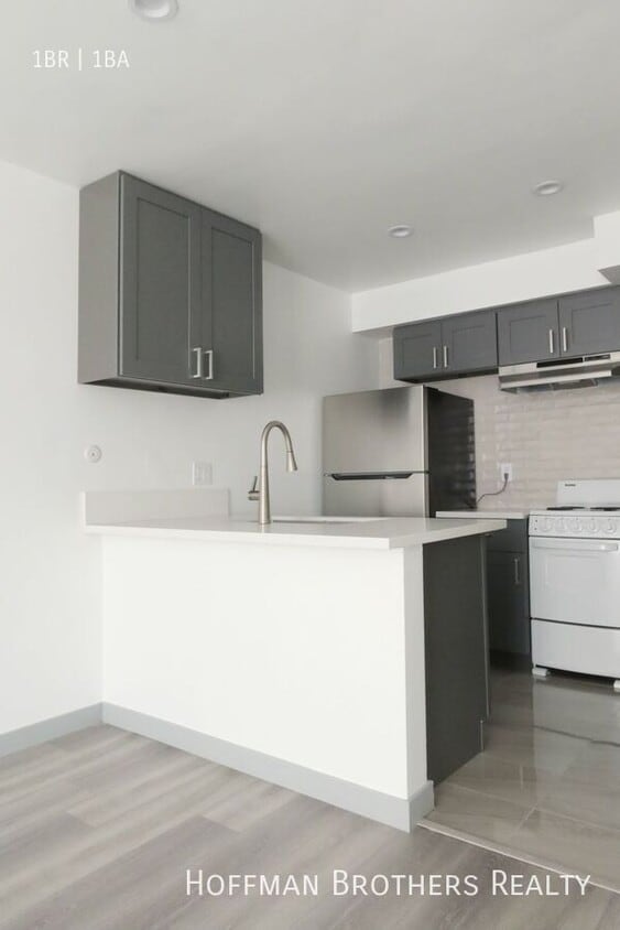 1603 N Poinsettia Pl Unit 215, Los Angeles, CA 90046 Room for Rent in