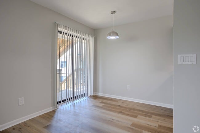 Foto del edificio - Commons At Waters Edge