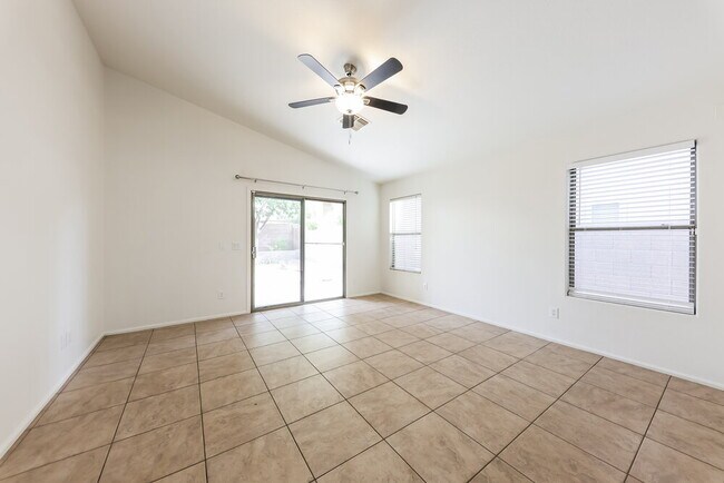 Foto del edificio - 2510 W Bent Tree Dr