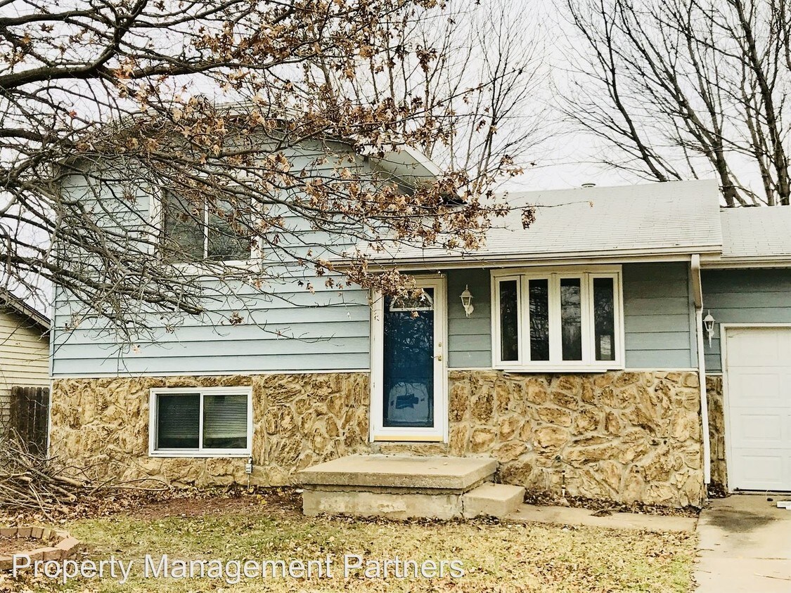 Primary Photo - 6426 N Ulysses St