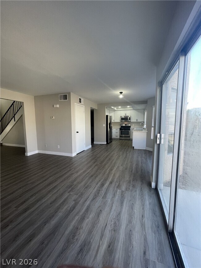 Building Photo - 2840 Belleza Ln