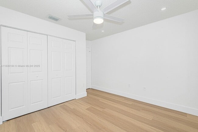 Building Photo - 15510 Gauntlet Hall Manor