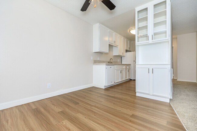 Foto del interior - North Bonita Racquet Club, LLC d/b/a North Bonita Apartments