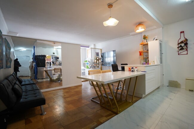 Photo - 6 Whittier Pl Apartment