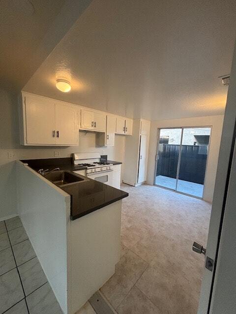 Foto del edificio - 1570 W Ramona Dr