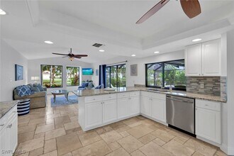 Building Photo - 9940 Treasure Cay Ln