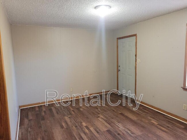 Foto del edificio - 245 Greenway St