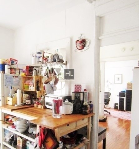 Primary Photo - 270-215 15th St