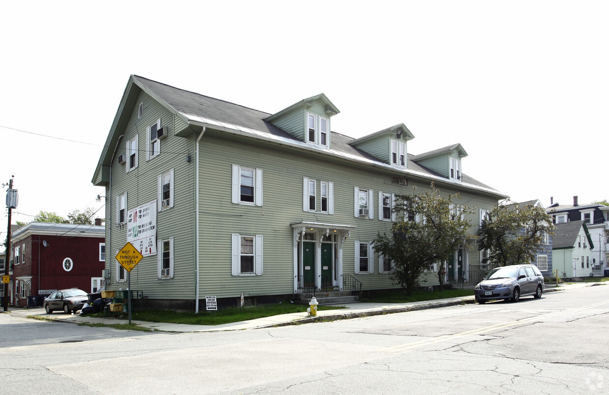 Building Photo - Freedom Apartments