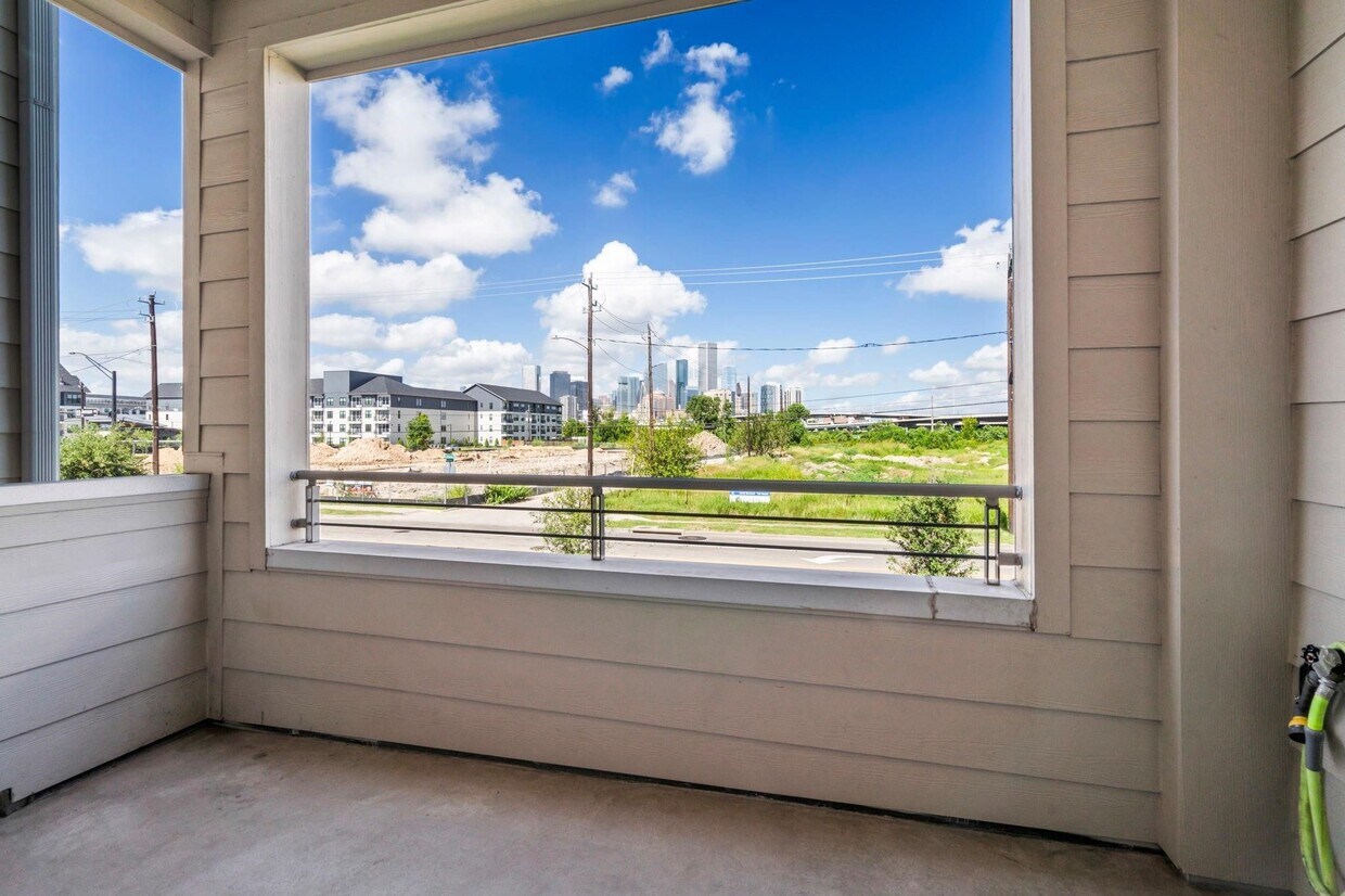 Foto principal - 316 Jensen Dr