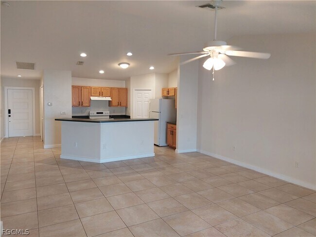 Foto del edificio - 611 SE 5th St