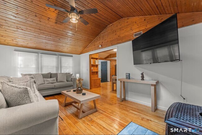 Foto del edificio - 29 Shore Dr