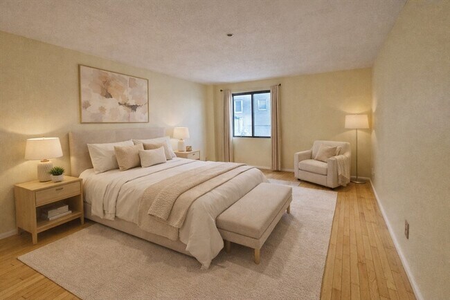 Foto del edificio - 24 Corey St