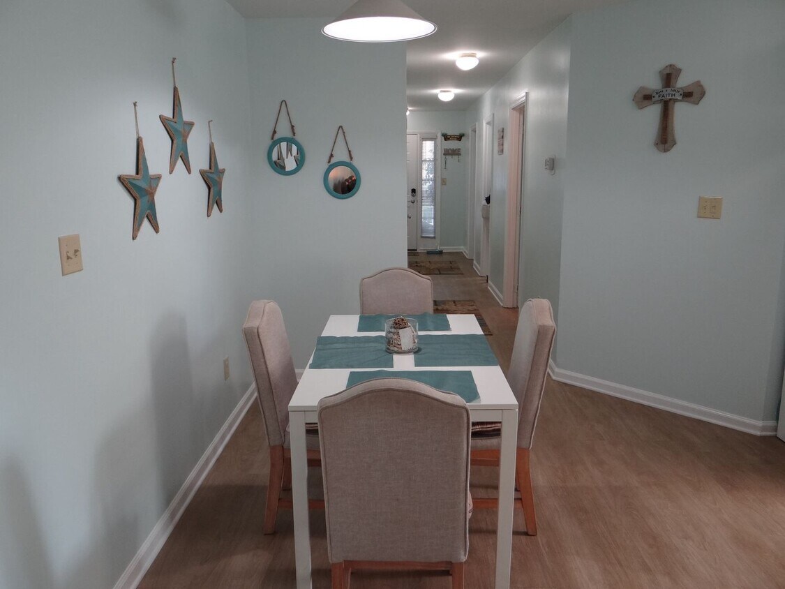 Primary Photo - Seasonal All-inclusive Ground floor 2 bed/...