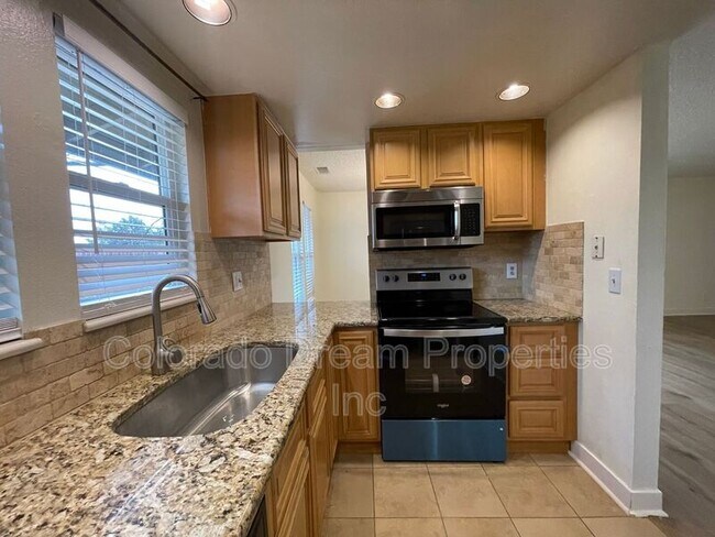Foto del edificio - 5918 S Willow Way