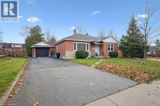 Building Photo - 29 Scrimger Ave